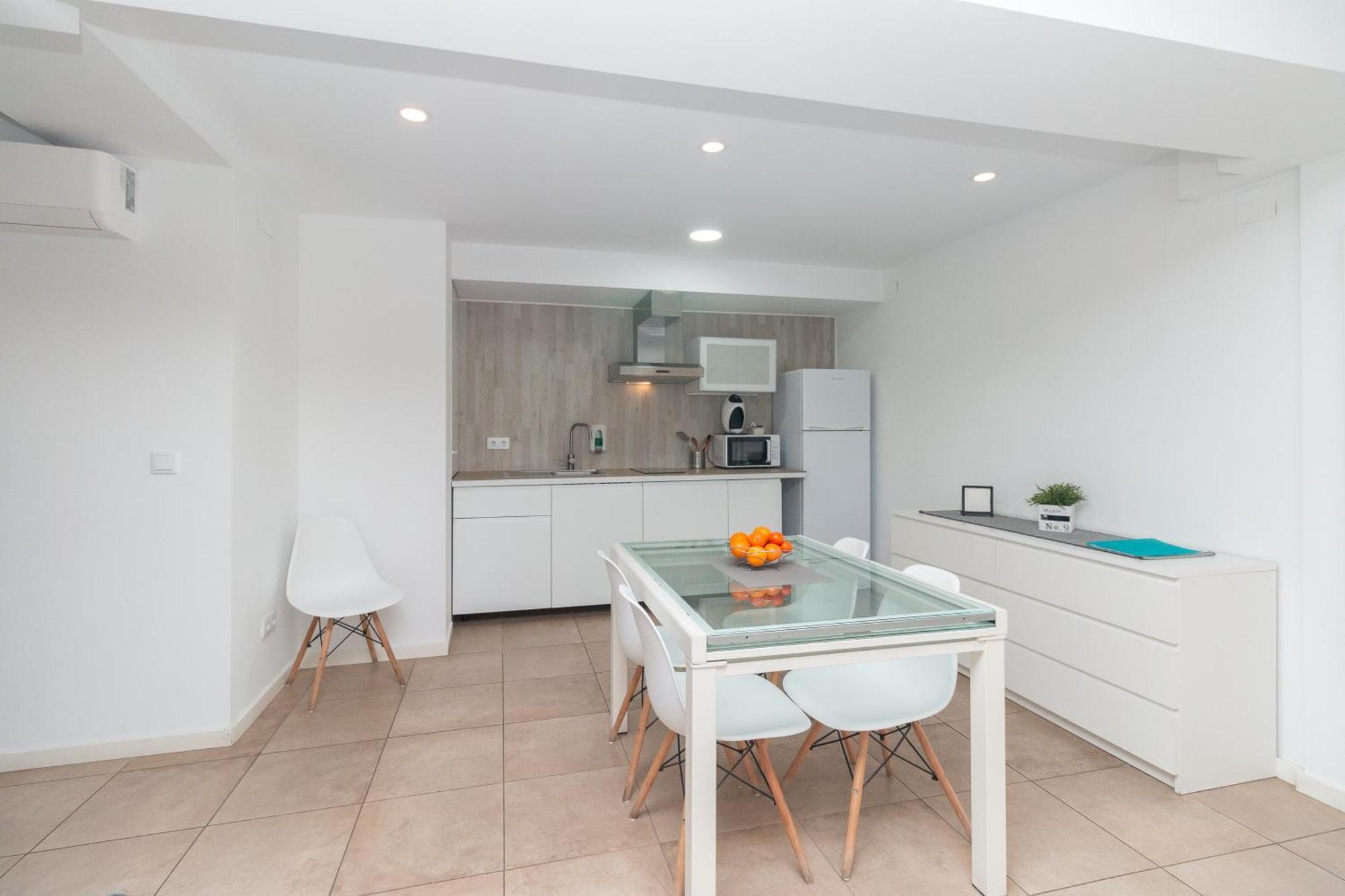 Bet Apartments - Abastos Valencia Eksteriør bilde