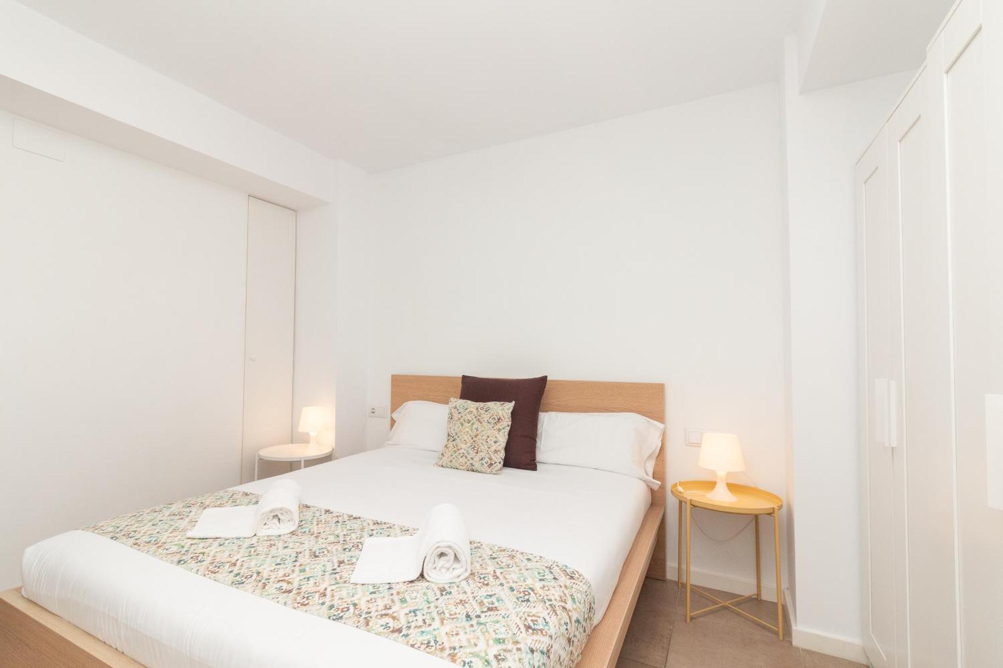 Bet Apartments - Abastos Valencia Eksteriør bilde