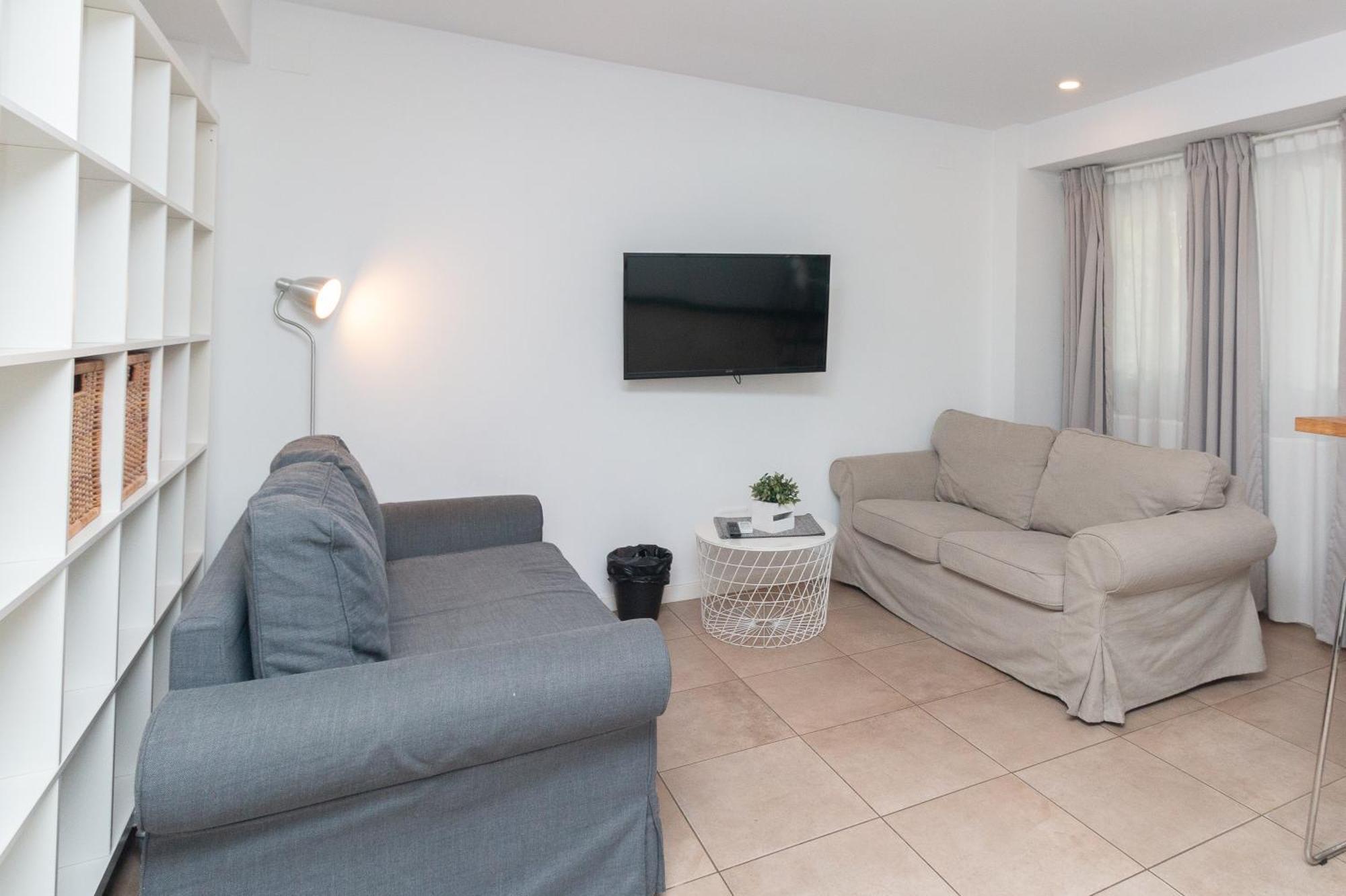 Bet Apartments - Abastos Valencia Eksteriør bilde