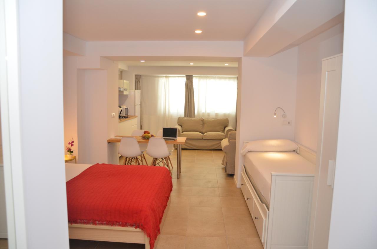 Bet Apartments - Abastos Valencia Eksteriør bilde